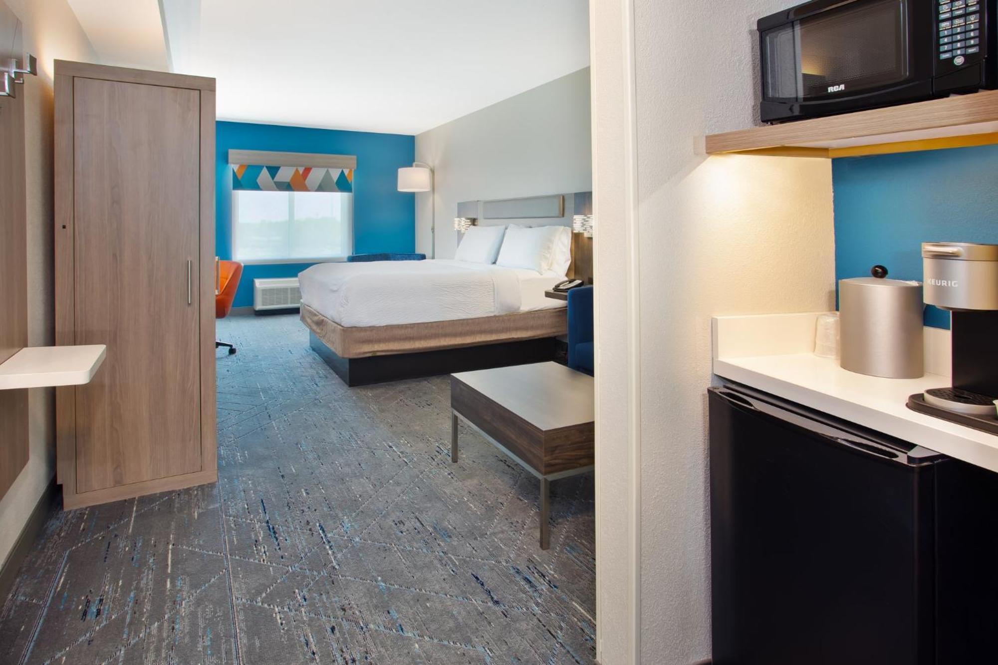 Holiday Inn Express Augusta North By Ihg Exterior photo
