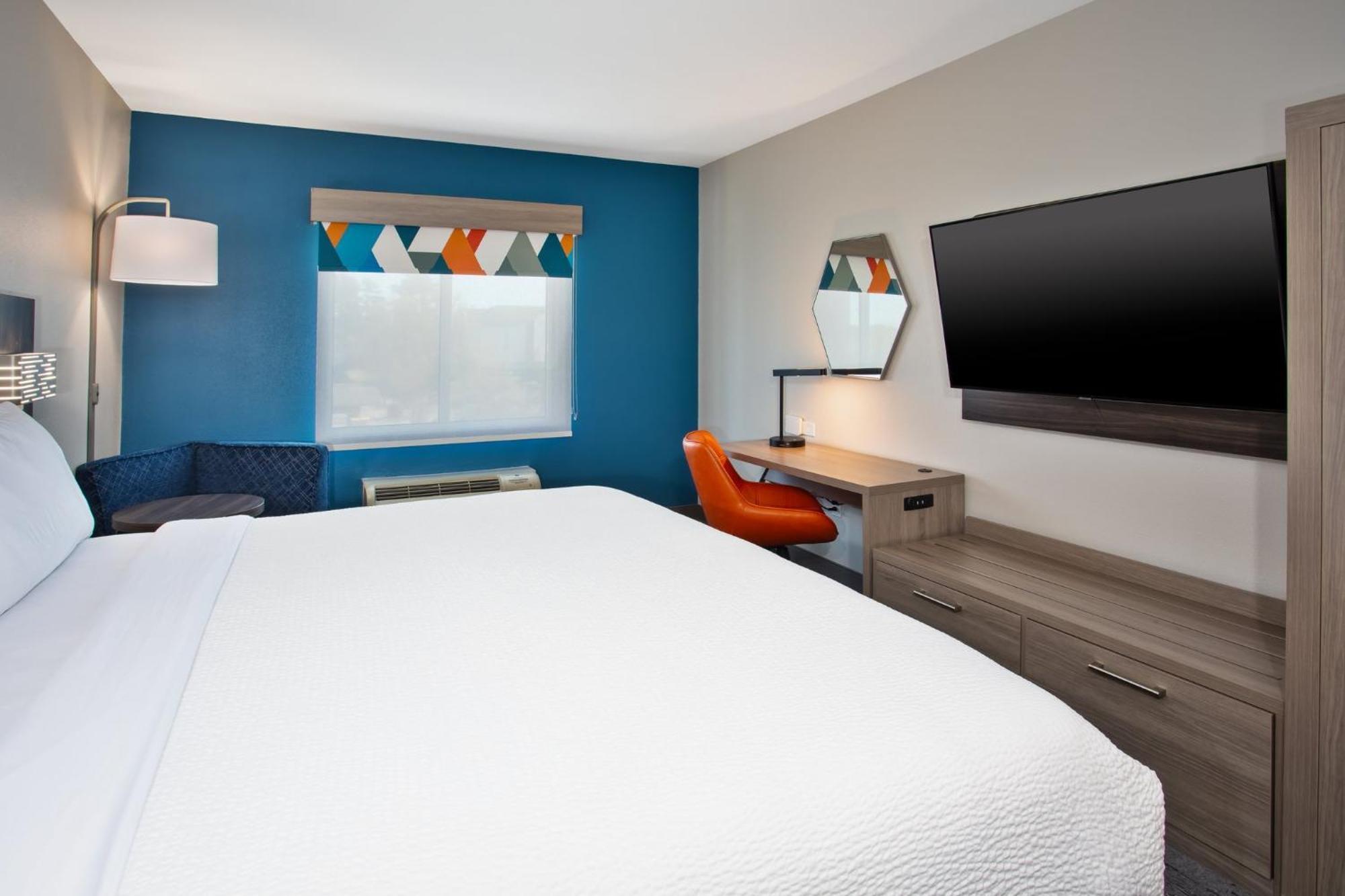 Holiday Inn Express Augusta North By Ihg Exterior photo