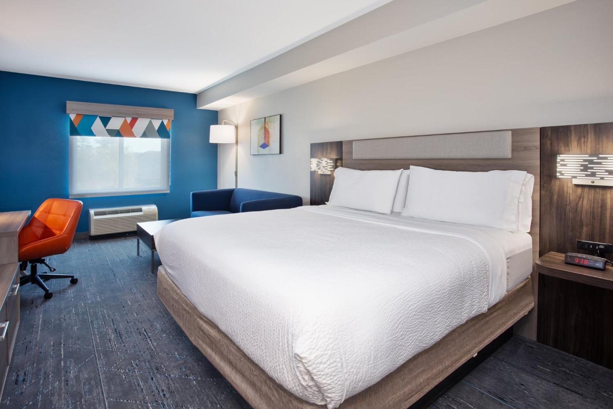 Holiday Inn Express Augusta North By Ihg Exterior photo