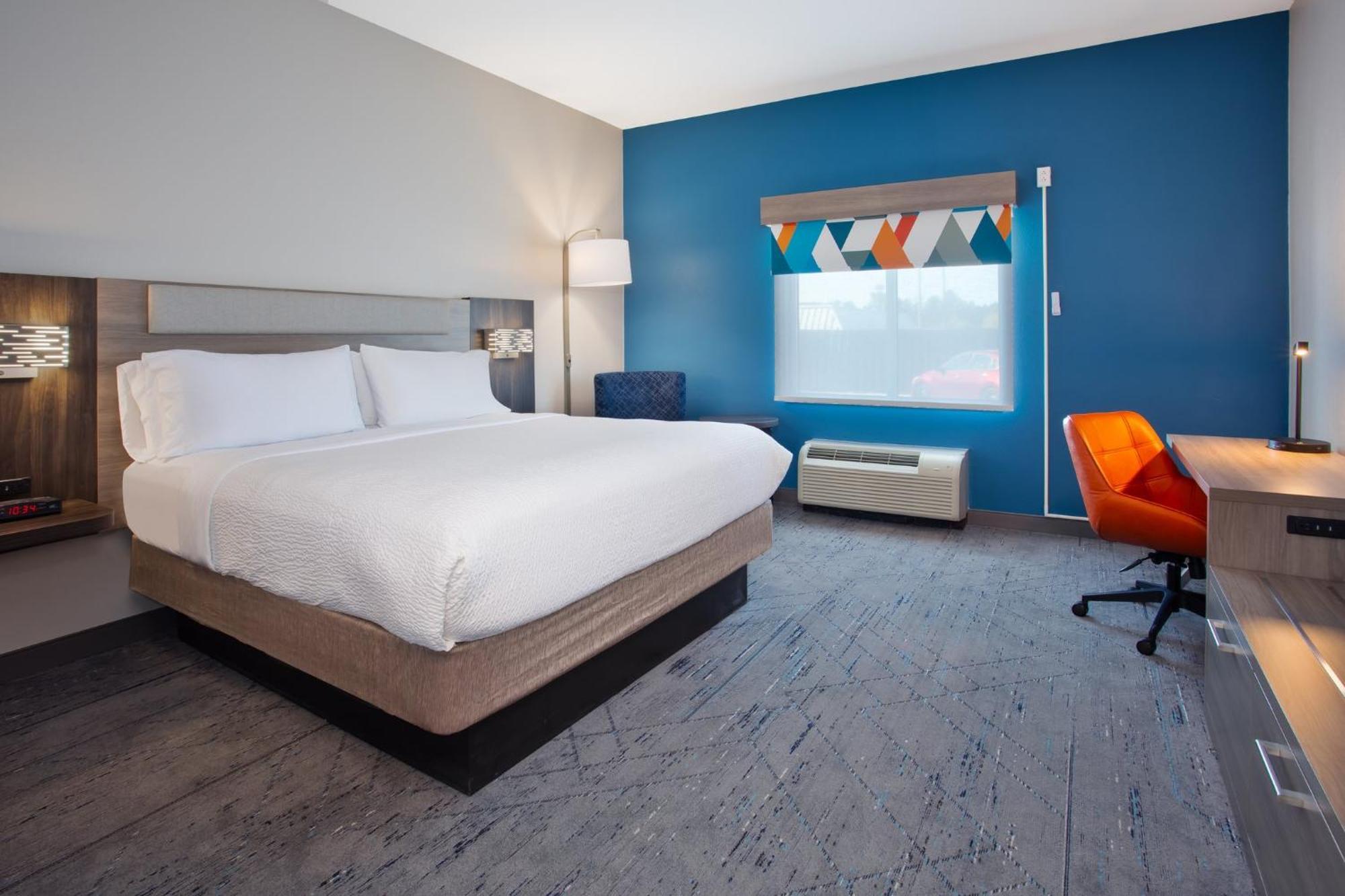 Holiday Inn Express Augusta North By Ihg Exterior photo